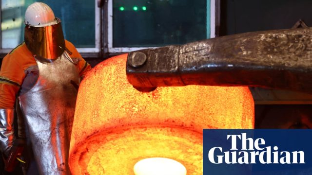 EU Manufacturing Braces for 300,000 Job Cuts Amid Chinese Supply Chain Dominance
